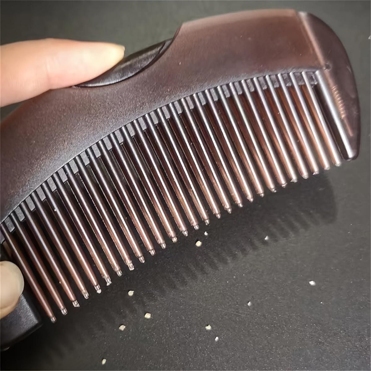 Dandruff-Free Massage Comb